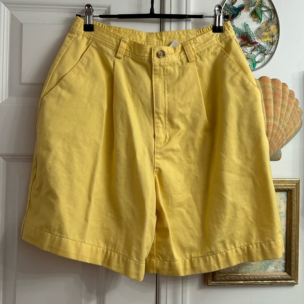 90s vintage yellow high waisted shorts - St. John’s bay
